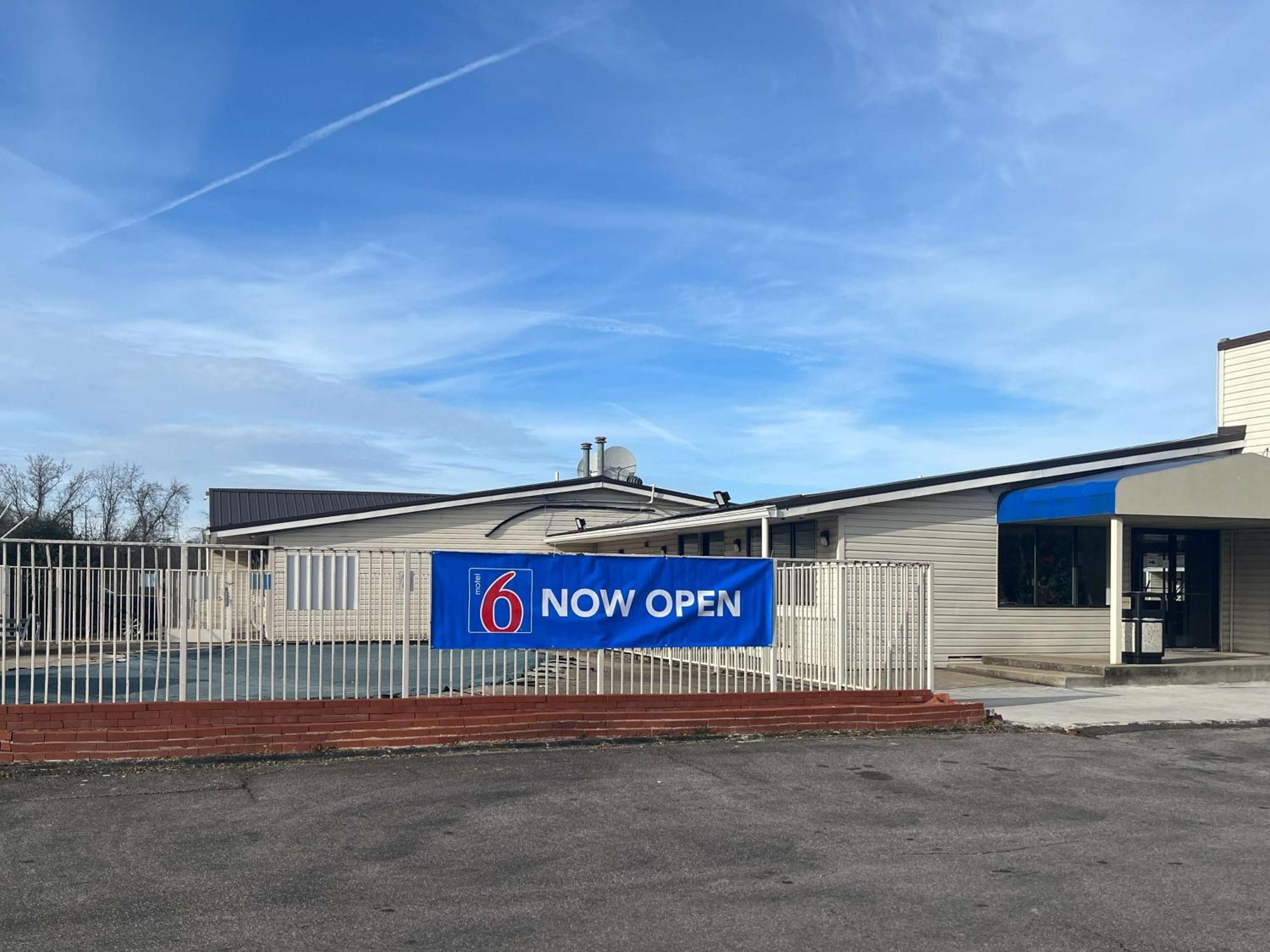 Motel 6 Cross Lanes, Wv Goff Mountain Rd Экстерьер фото